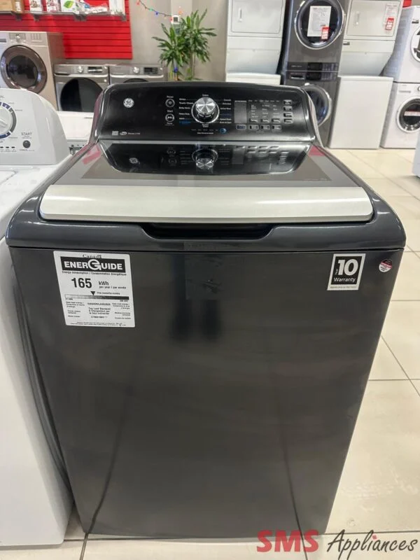 Open Box – Scratch & Dent GE Top Load Washer GTW681BMR0DG