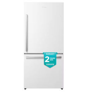 Hisense 31-inch W 17 cu. ft. Bottom Freezer Refrigerator in White, Counter Depth RB17A2CWE