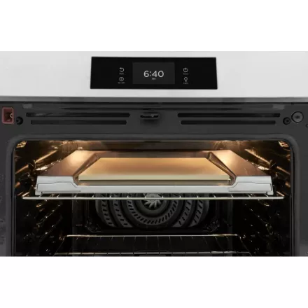 Frigidaire Gallery 30-inch 6.2 Cu. Ft. Induction Range with Stone-Baked Pizza in Stainless Steel GCFI307CBF - Image 3